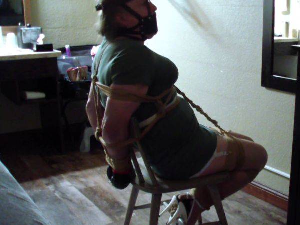 Fem Slave Mistress Loves To Leave Me Bound And Gagged - hclips.com on freevids.org