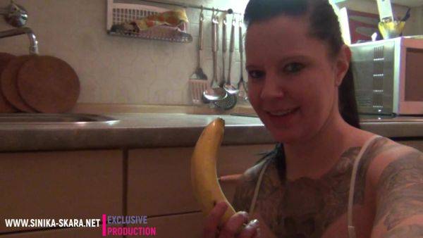 Amateur Bitch Spoils Herself With A Banana - hclips.com - Germany on freevids.org