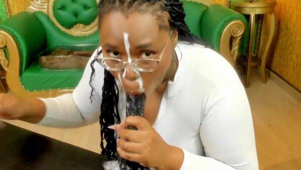 CHubby africa blowjob - txxx.com on freevids.org