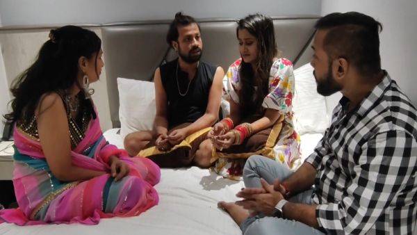 Mature Indian Aunty Teaching Her Young Lover How To Do Sex - desi-porntube.com - India on freevids.org