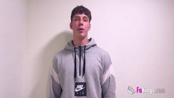 Talk About Men And One Of Em Enjoys A Big Dick! - hotmovs.com on freevids.org