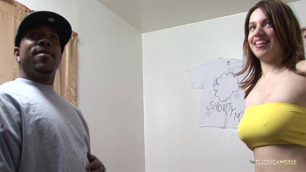 The Bbc Is So Big That It Barely Fits In The Brunettes Tight Pussy - upornia.com on freevids.org