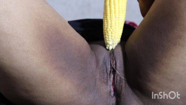Stepmom Plays With Corn When She Horny - desi-porntube.com on freevids.org