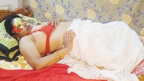 Telugu 1st Night Aunty Dirty Talks - hotmovs.com on freevids.org