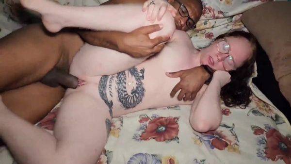 Amateur Interracial Anal Sex with Tattooed PAWG Girl Next Door Albina - Hd porn 1080p - xtits.com on freevids.org