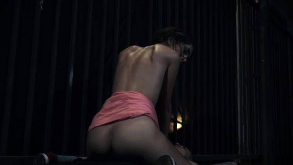 Outdoor nude snow Guys do make passes at girls who wear - drtuber.com on freevids.org