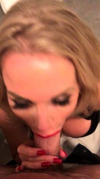 Mexicana blowjob with her big boobs - drtuber.com on freevids.org