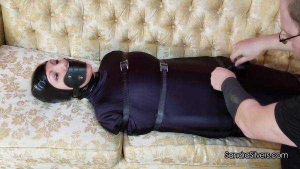 Latex Bondage - hclips.com on freevids.org