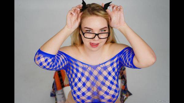 Kristall Bluemesh Photoshoot - hclips.com on freevids.org