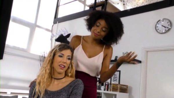 Black and Ebony BABES - drtuber.com on freevids.org