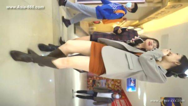 Peeping chinese amateur upskirt.173 - hotmovs.com - China on freevids.org