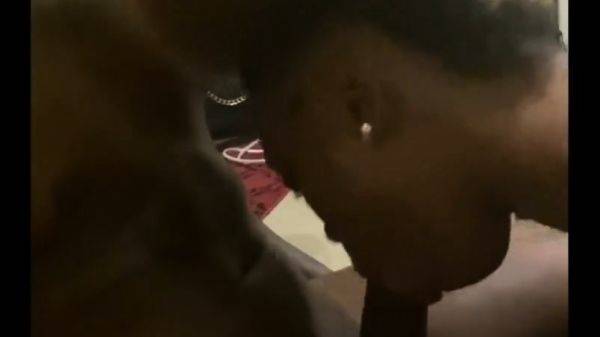 Quick tease with Honey during a photo shoot - drtuber.com on freevids.org