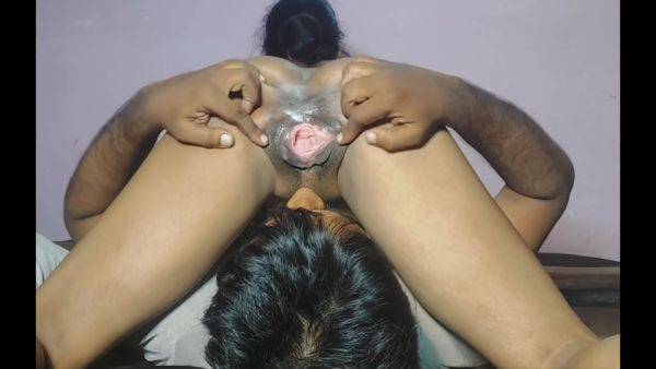 Indian Asian Girl Pussy Licking With Asian Milf - desi-porntube.com - India on freevids.org