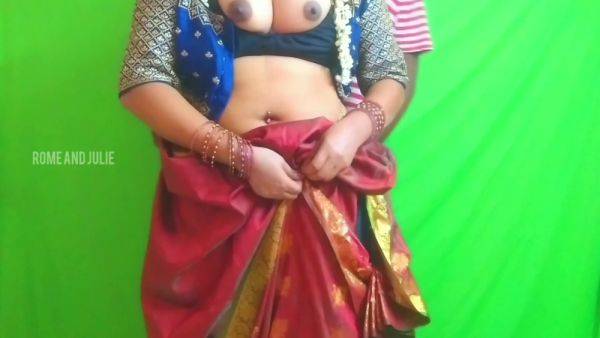 Tamil Actress In Tamil Stepmom Julie Begging Her Stepson For Sex Tamil Audio - desi-porntube.com on freevids.org