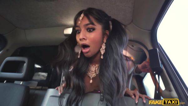 Yasmina Khan - Hot Sex With Exotic - desi-porntube.com - India on freevids.org