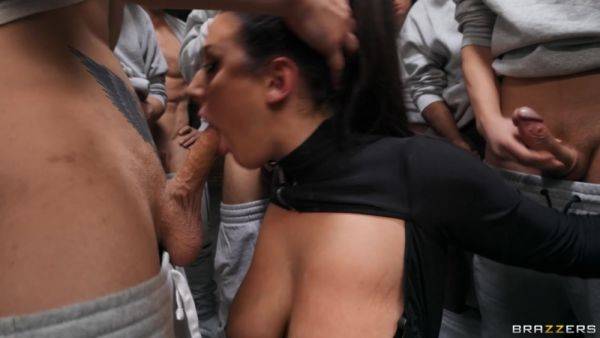 Popping Off - The Best Of Cumshots! With Adriana Chechik, Michael Vegas, Jordi El Nino Polla, Johnny Sins, Robby Apples, Abigail Mac, Celtic Iron, Charles Dera, Abella Danger, Alexis Fawx, Luna Star, Angela White, Keiran Lee, Johnny Goodluck, Danny D, Kir - hotmovs.com - Australia on freevids.org