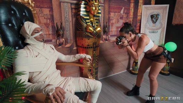 Lucky Stiff - Cherie Deville - videomanysex.com on freevids.org