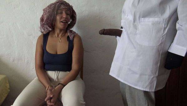 Turkish Woman Sucks Big African Cock - xxxfiles.com - Turkey on freevids.org