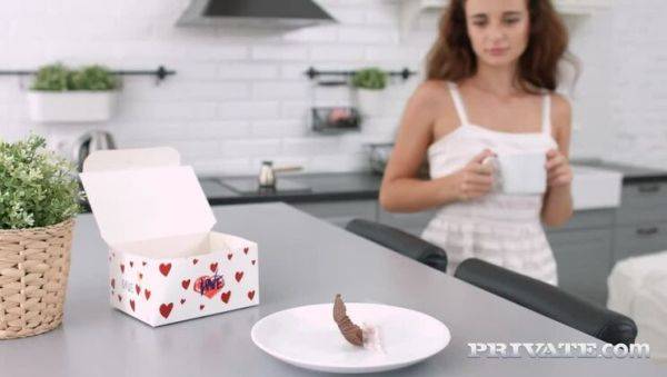 Kate Rich, perky teen debuts with anal - porntry.com - Russia on freevids.org