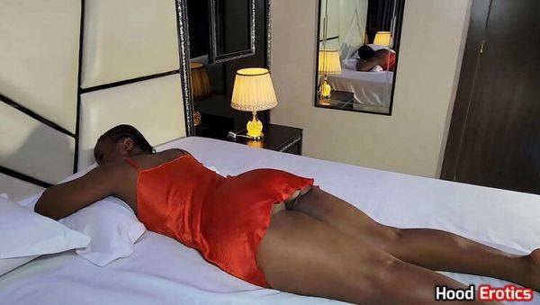 Black Babe Gets Morning Fuck with Big Cock - porntry.com on freevids.org