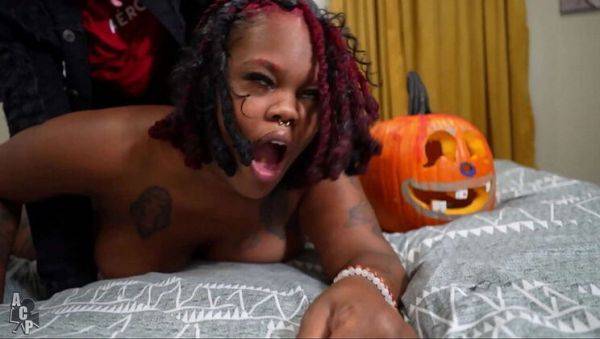 Big Tits Brattty Bae and Siren Nudist Get Fucked by Clown in Halloween Threesome - veryfreeporn.com on freevids.org