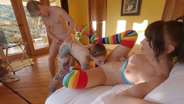 Hot Step Mom Fucked in Threesome With Big Cock - veryfreeporn.com on freevids.org