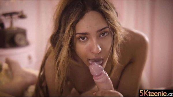 Raw College Sex with Luna Black - Petite Teen Yeri Blue Screams in Hardcore Action - xxxfiles.com on freevids.org