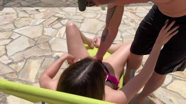 Alice takes advantage of a stud by the pool! - hotmovs.com on freevids.org