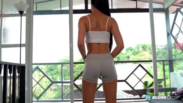 Sam Shows Her Beautiful Brown Skin, Perky Tits, Pierced Nipples And Shaved Pussy In A Vibrator Show. - hotmovs.com on freevids.org