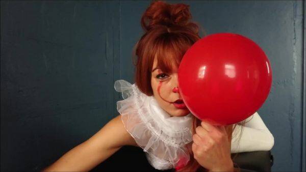 Pennywise the Fucking Clown enjoys stepbrother's big load - anysex.com on freevids.org