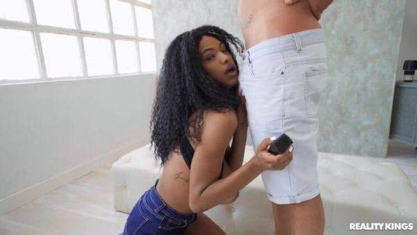 Big Tit Ebony Fire Photo Shoot - 21.1.2022 - xxxfiles.com on freevids.org