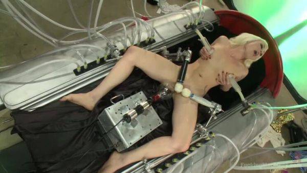 Highly Anticipated Orgasmatron Scene - BARBARELLA-Style Parody with Dylan Ryan and Lorelei Lee - xxxfiles.com on freevids.org