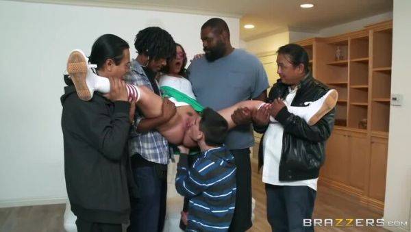 Gia Paige & Jordi El Nino Polla: Imitate Your Stepsister! / 25.4.2019 - xxxfiles.com on freevids.org