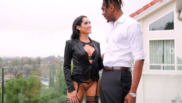 Chloe Amour's Interracial Encounter with Dredd's Big Cock - xxxfiles.com on freevids.org