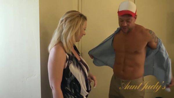 Brandie Sweet's Intense Pounding - veryfreeporn.com on freevids.org