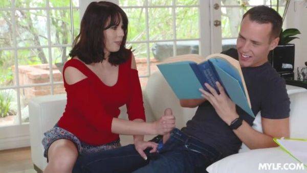 Big Tit Blonde MILF in Threesome Lesson - porntry.com on freevids.org