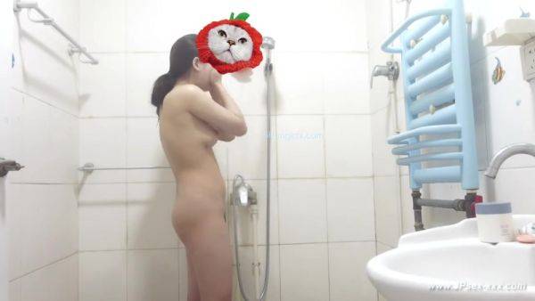 Peeping chinese bath.76 - hotmovs.com - China on freevids.org