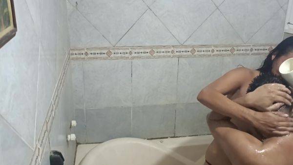 Indian Step Sister Gets Ass Fucked In The Shower - videohdzog.com - India on freevids.org