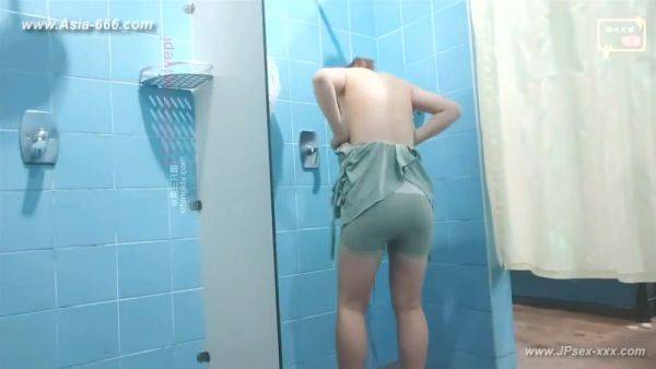 Chinese public bathroom.32 - hotmovs.com - China on freevids.org