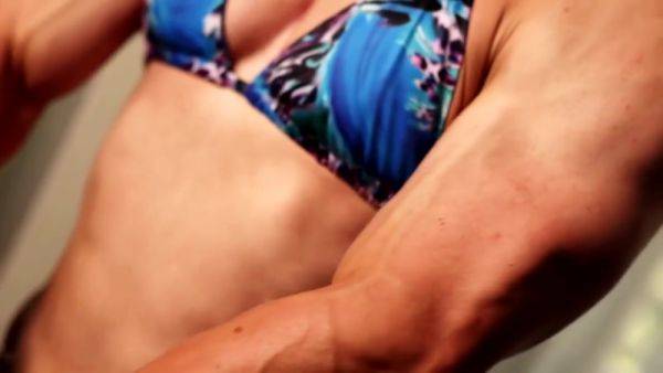 Fbb Amandine Kolly 2502 - hotmovs.com on freevids.org