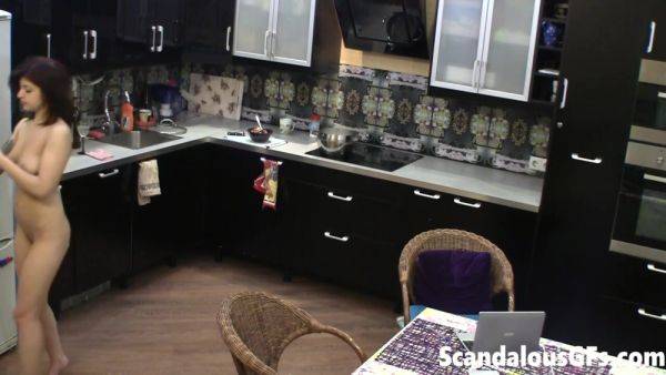 Naughty curvy teen walks around cooking - txxx.com on freevids.org