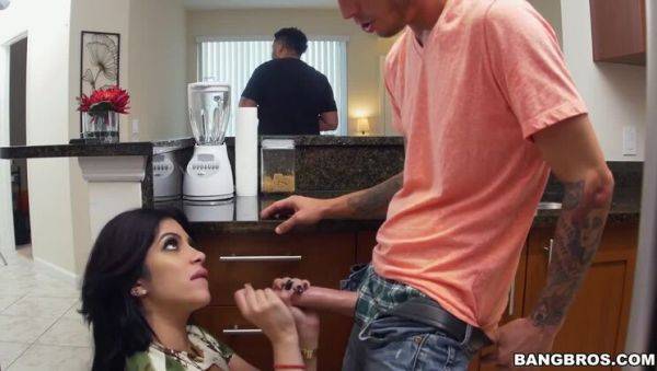 Kitty Caprice's Big Tit Gratification / 10.4.2017 - veryfreeporn.com on freevids.org