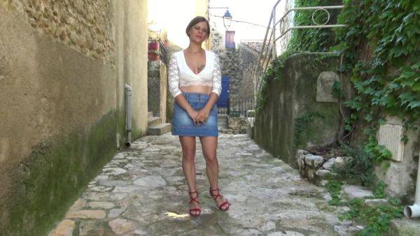 Marie loves the quality of J&M! - hotmovs.com on freevids.org