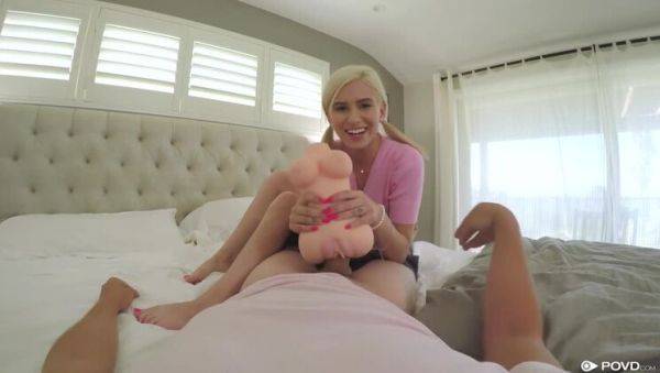 Hand Job Hottie - Kiara Cole - porntry.com on freevids.org