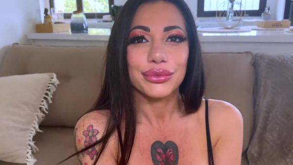 Hot Priscilla needs two fire hoses! - hotmovs.com on freevids.org