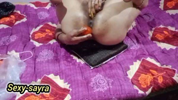 Sexy Bhabhi S Hard Tomato Anal - desi-porntube.com - India on freevids.org