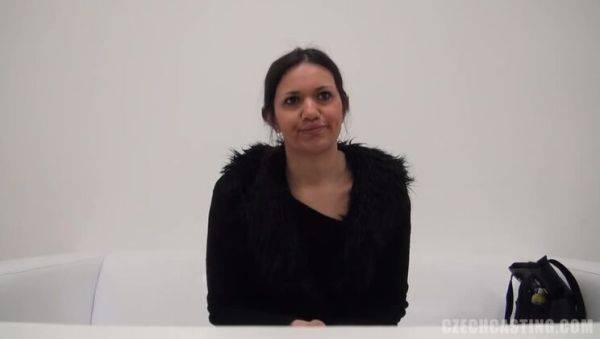 Seducing the MILF Brunette: Gabriela - veryfreeporn.com - Czech Republic on freevids.org