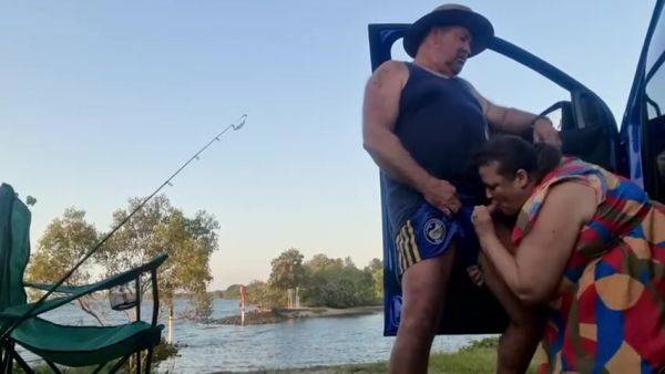 Bbw Milf Blows Him By The River - videomanysex.com on freevids.org