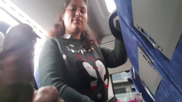 Seduces Milf To Suck&jerk His Dick In Bus 10 Min - hotmovs.com on freevids.org