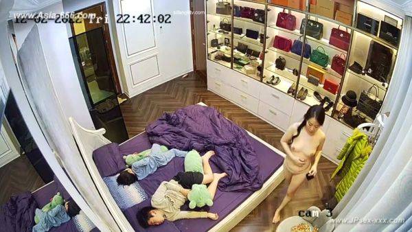 Hackers use the camera to remote monitoring of a lover's home life.622 - txxx.com - China on freevids.org